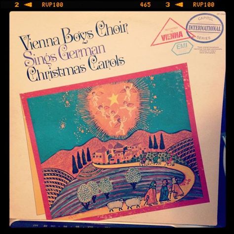 Random Record Pick: Vienna Boys Choir Sings German Christmas Carols #vinyl #instavinyl #vinylgram #viennaboyschoir #german #christmas #choir