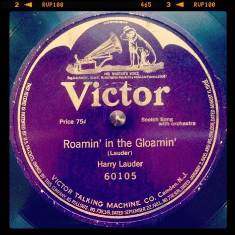Random Record Pick: Harry Lauder, Roamin' in the Gloamin' #vinyl #instavinyl #vinylgram #78rpm #victor #vaudeville #scottish