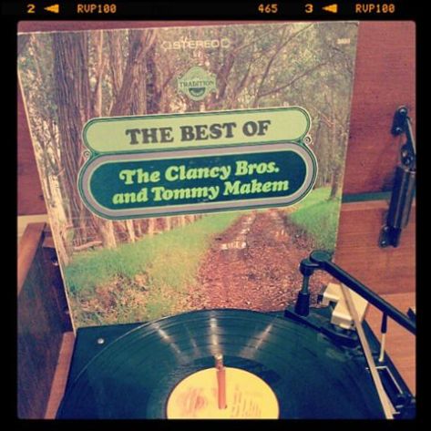 Vinyl record of The Best of the Clancy Brothers and Tommy Makem.