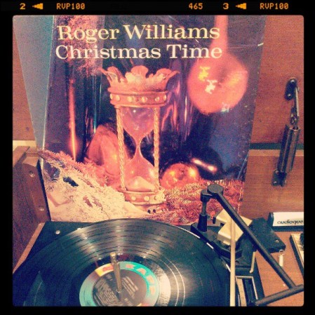 Vinyl record of Roger Williams, Christmas Time.