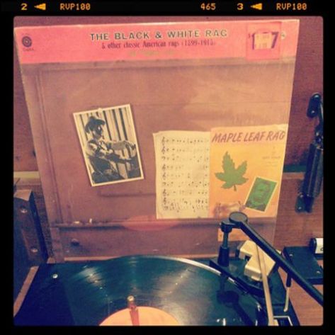 Vinyl record of Joe "Fingers" Carr, The Black & White Rag & Other Classic American Rags (1899-1918).