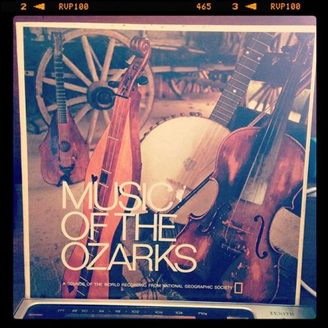 Random Record Pick: Music of the Ozarks #vinyl #folk #folkmusic #ozarks #nationalgeographic #instavinyl #vinylgram #nowspinning #vinyligclub #recordcollection #vinyljunkie