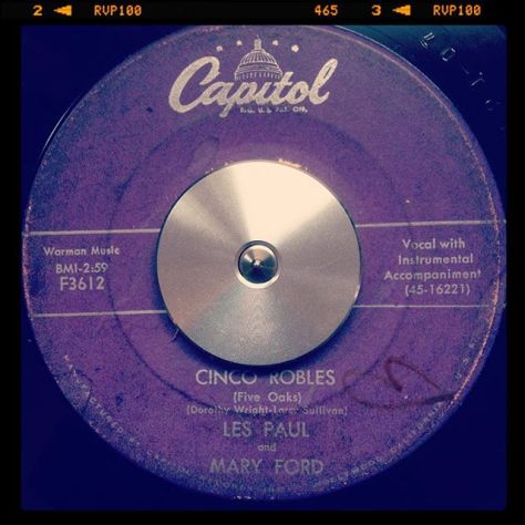 Random Record Pick: Les Paul and Mary Ford, Cinco Robles / Ro-Ro-Robinson #vinyl #instavinyl #vinylgram #45rpm #lespaul #maryford #country #jazz #blues #guitar