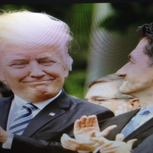 Russian Kiss: The Talkin' Headline Blues #192