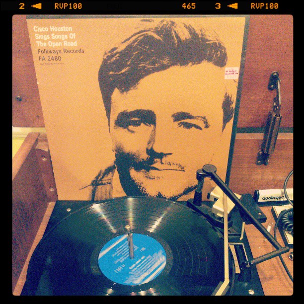 Vinyl record of Cisco Houston Sings Songs Of The Open Road.