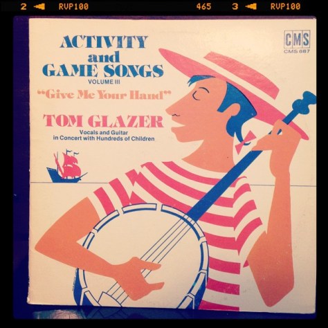 Random Record Pick: Tom Glazer, Activity and Games Songs, Volume III "Give Me Your Hand" #vinyl #childrensmusic #folkmusic