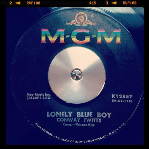 Random Record Pick: Conway Twitty, Lonely Blue Boy / Star Spangled Heaven #vinyl #instavinyl #vinylgram #conwaytwitty #country #rockabilly #rockandroll #45rpm