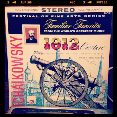 Random Record Pick: Festival Of Fine Arts Familiar Favorites From The World's Greatest Music, 1812 Overture / Capriccio Espagnole #vinyl #classical #tchaikovsky #instavinyl #vinylgram #vinyljunkie #nowspinning #vinyligclub #recordcollection