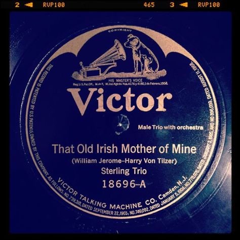 Random Record Pick: Sterling Trio, That Old Irish Mother of Mine / Just Like a Gypsy #vinyl #instavinyl #vinylgram #78rpm #victor #henryburr