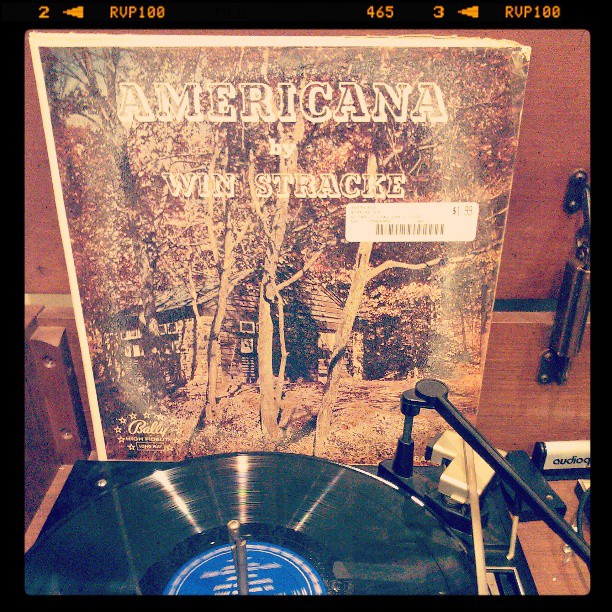 Vinyl record of Americana by Win Stracke.